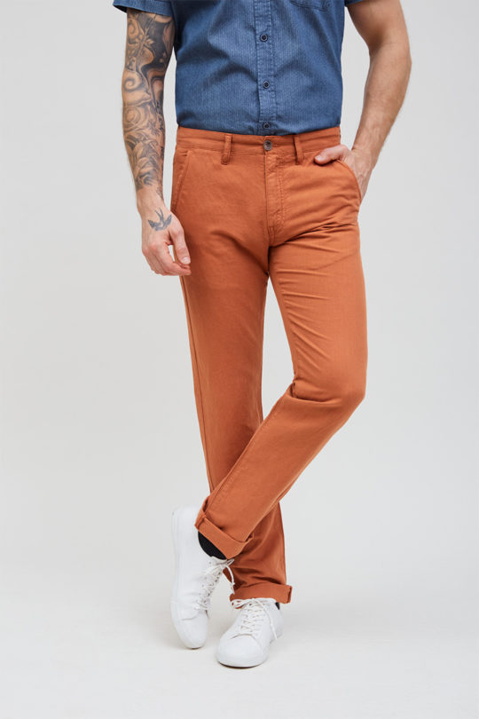 mens colored chino pants