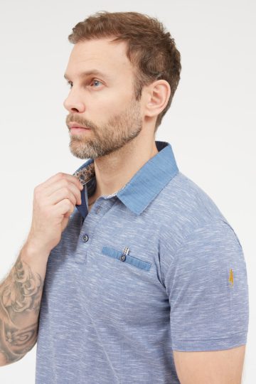 Polo with piping pocket