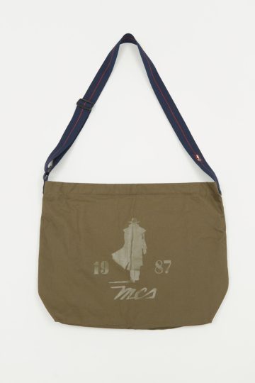 Canvas messenger bag