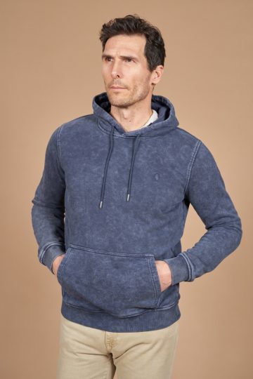 Sweat à capuche teint et délavé